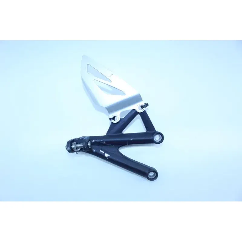 Platine avant droite TRIUMPH STREET TRIPLE 675 2009 - 2011