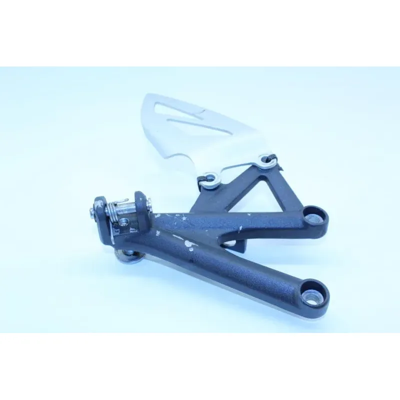 Platine avant droite TRIUMPH STREET TRIPLE 675 2009 - 2011
