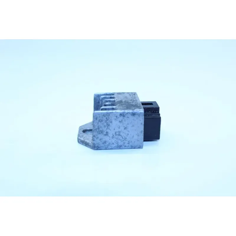 Regulateur charge batterie PEUGEOT LUDIX 50 2005 - 2011