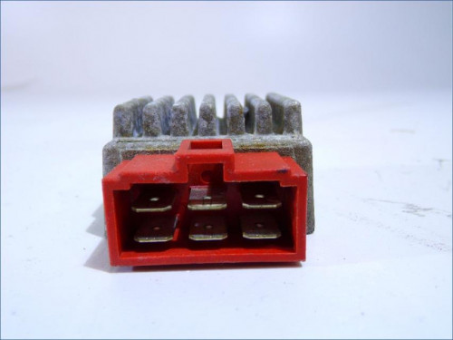Regulateur charge batterie DERBI SENDA R DRD XTREME 50 10-12 EURO2