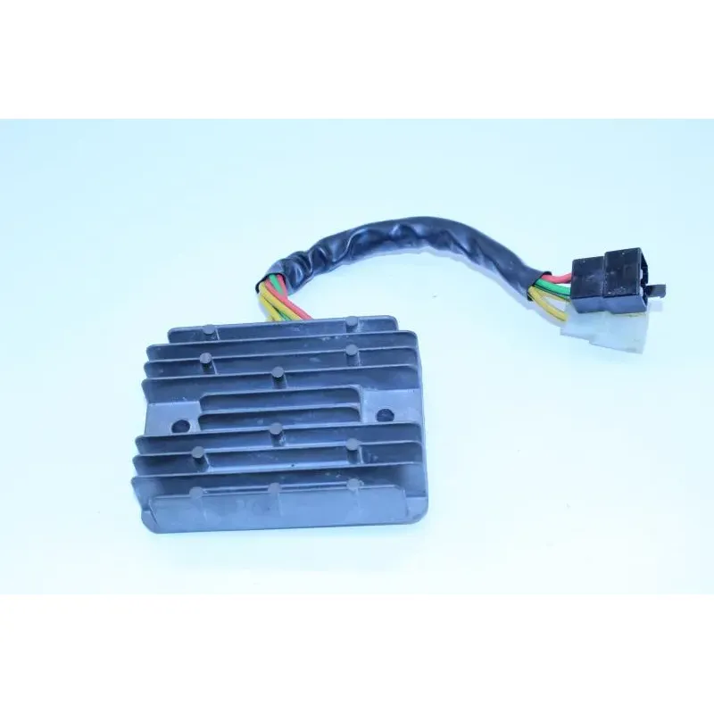 Regulateur charge batterie DUCATI MONSTER 695 2006 - 2007