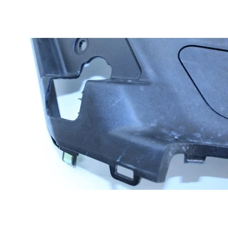 Demi flanc selle gauche PEUGEOT KISBEE 50 2010 - 2020