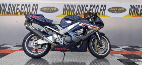 HONDA CBR 929 RR