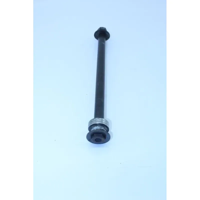 Axe de roue arriere YAMAHA FZS 600 FAZER 1998 - 2001