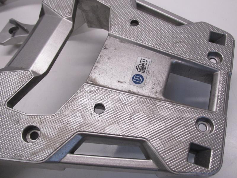  Porte-Bagages Arrière pour Moto Forza 750 XADV750 2021 – 2024  Support De Rangement Support De Boîte Arrière Support Durable en Aluminium  Étagère de Chargement Moto
