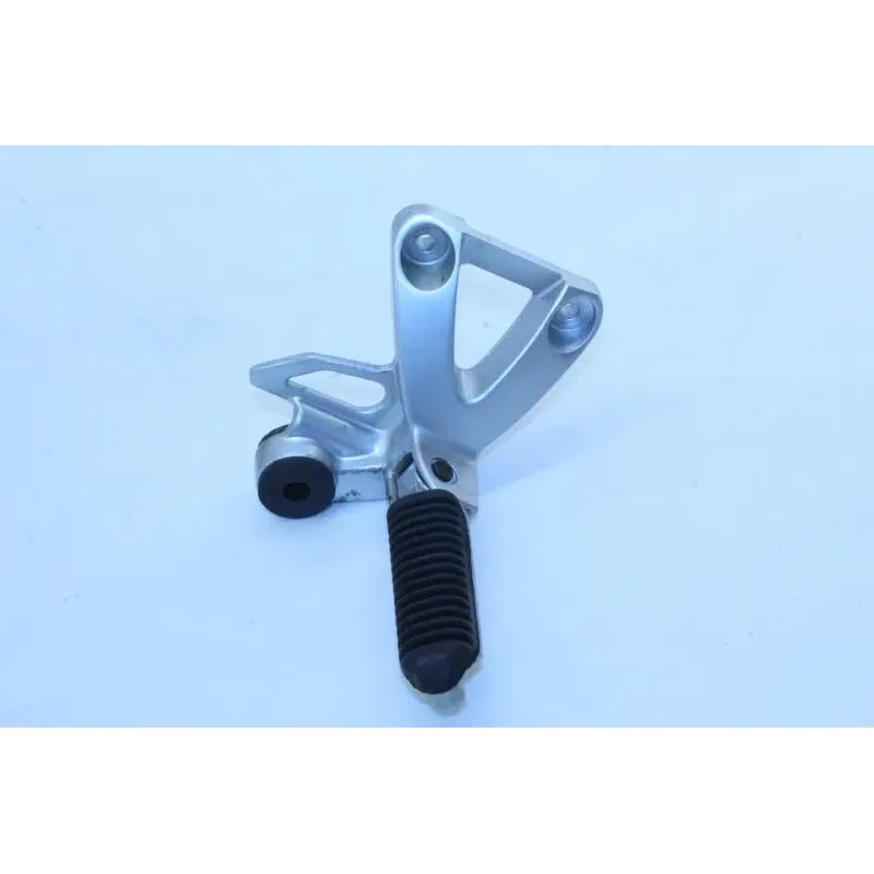 Platine arriere droite complete SUZUKI GSXF 750 1998 - 2007