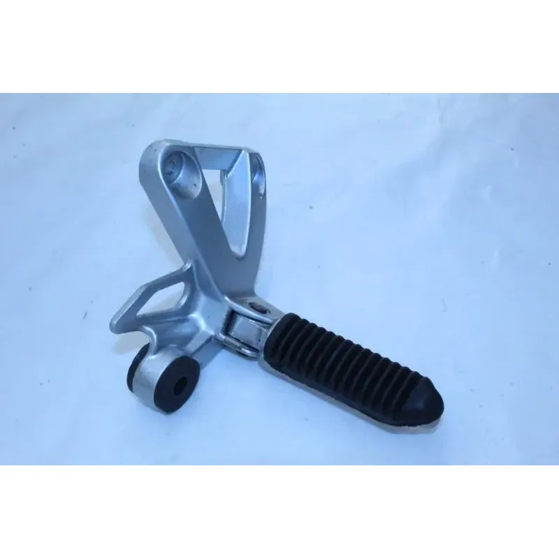 Platine arriere droite complete SUZUKI GSXF 750 1998 - 2007