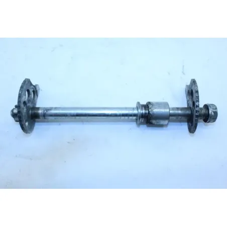 Axe de roue arriere YAMAHA SR 125 1982 - 2003