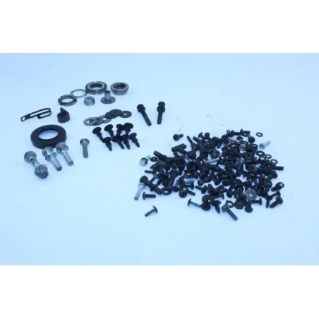 Kit visserie SUZUKI UH 125 BURGMAN 2002 - 2006