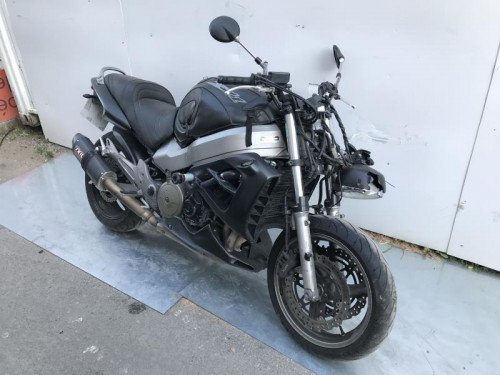 HONDA X11 1100
