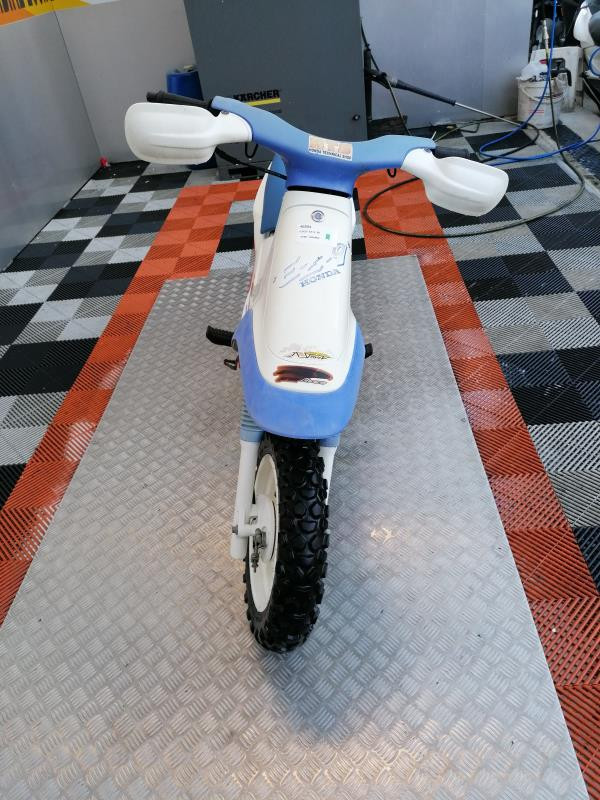 Honda ez 9