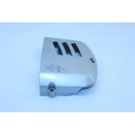 Carter pignon de sortie de boite SUZUKI GN 125 1982 - 1996