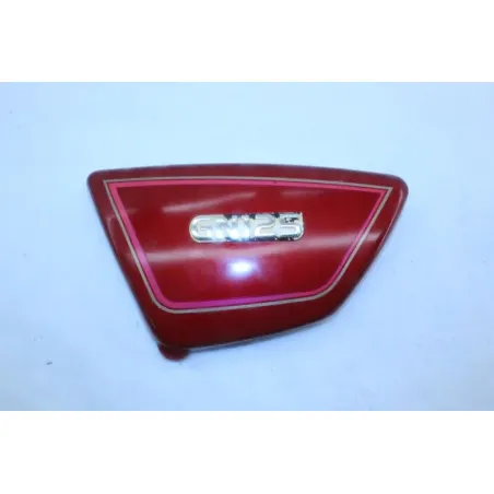 Demi flanc selle gauche SUZUKI GN 125 1982 - 1996