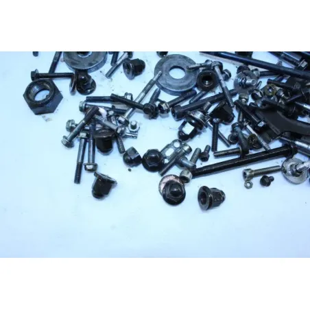 Kit visserie SUZUKI GSX 750 1983 - 1987
