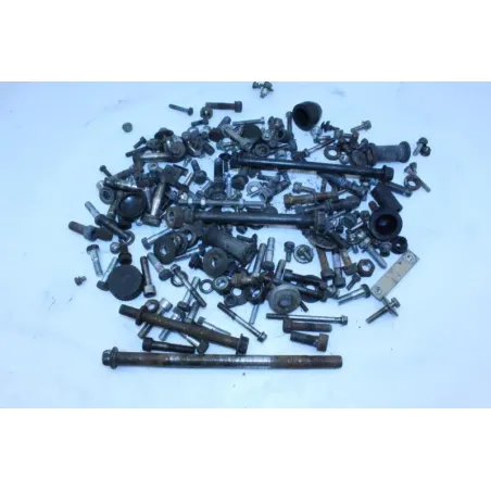 Kit visserie SUZUKI GSX 750 1983 - 1987