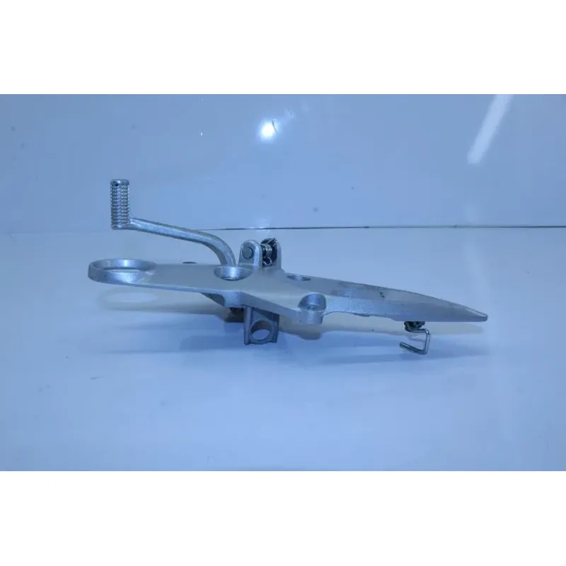 Platine avant droite SUZUKI GSX 1300 BKING 2008 - 2012
