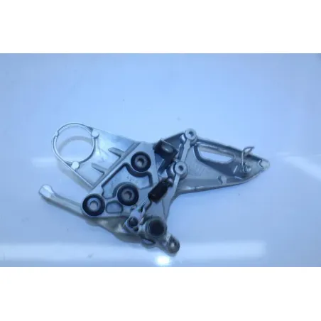 Platine avant droite SUZUKI GSX 1300 BKING 2008 - 2012