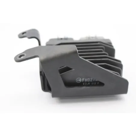 Regulateur charge batterie TRIUMPH STREET TRIPLE 765 RS ABS 2023 - 2024