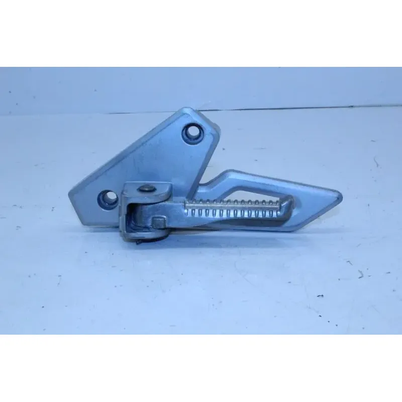 Platine et repose pieds arriere droit PEUGEOT SPEEDFIGHT III 50 2009 - 2015