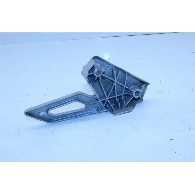Platine et repose pieds arriere droit PEUGEOT SPEEDFIGHT III 50 2009 - 2015