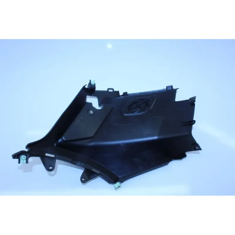 Demi flanc selle droit PEUGEOT KISBEE 50 2011 - 2017
