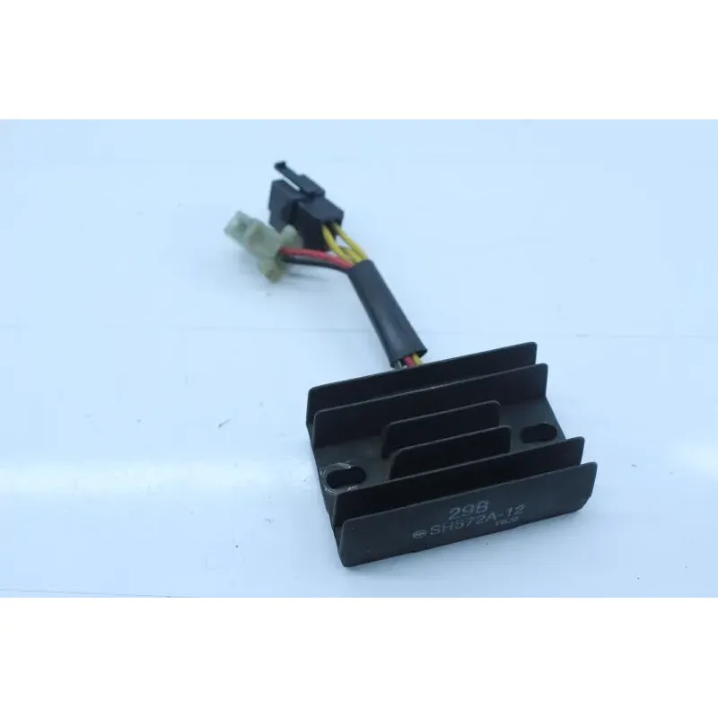 Regulateur charge batterie SUZUKI GN 125 1982 - 1996