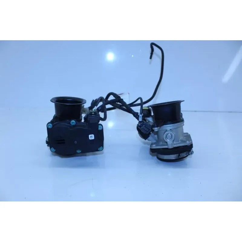 Rampe d'injection DUCATI MULTISTRADA 1200 S ABS 2015 - 2017