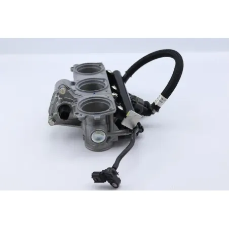 Rampe d'injection TRIUMPH STREET TRIPLE 765 RS ABS 2023 - 2024