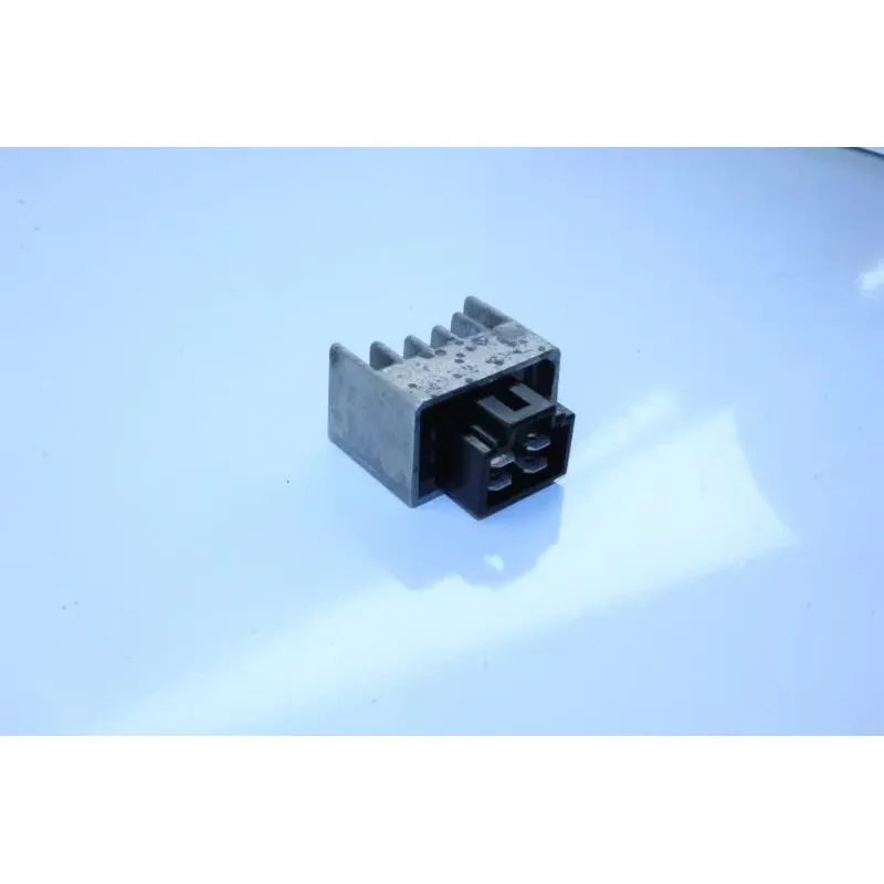 Regulateur charge batterie PEUGEOT LUDIX 50 2010 - 2017
