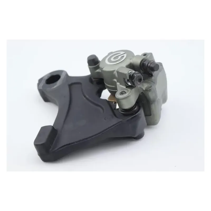 Etrier de frein arriere TRIUMPH STREET TRIPLE 765 RS ABS 2023 - 2024