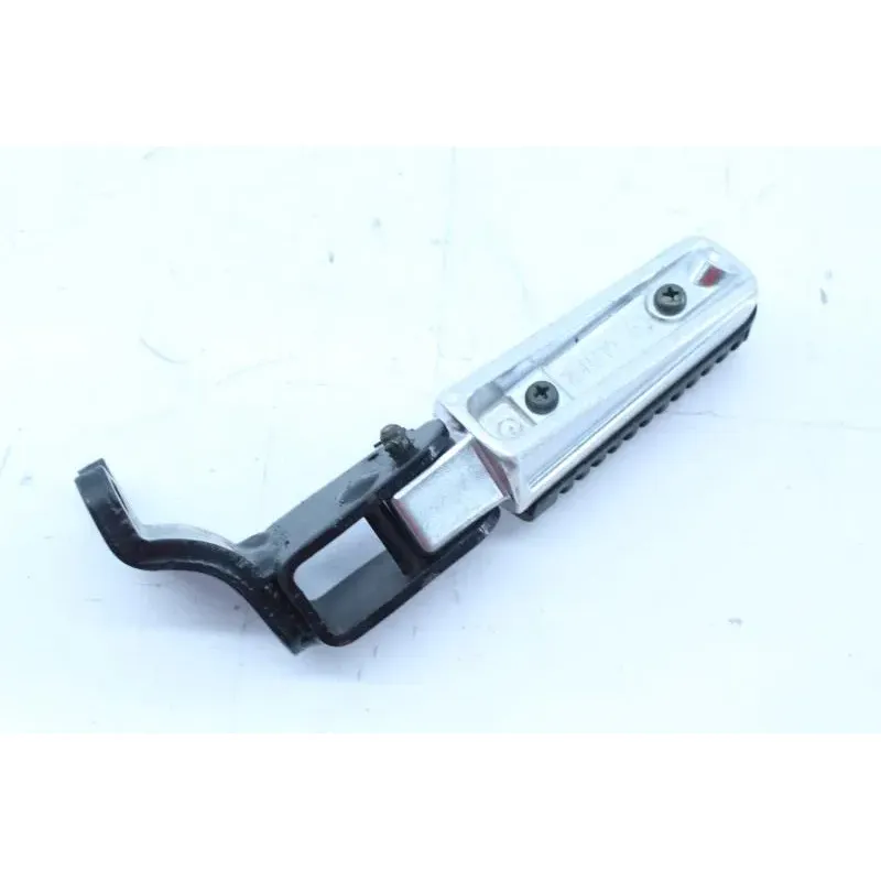 Repose pieds arriere droit YAMAHA YPR 125 XMAX 2006 - 2009