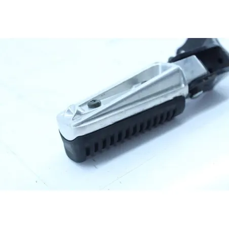 Repose pieds arriere gauche YAMAHA YPR 125 XMAX 2006 - 2009