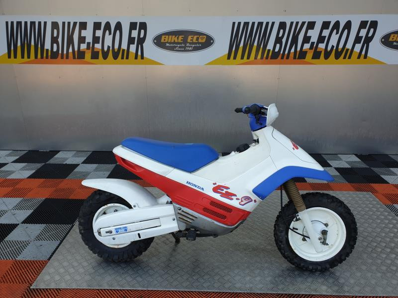 Honda ez 9