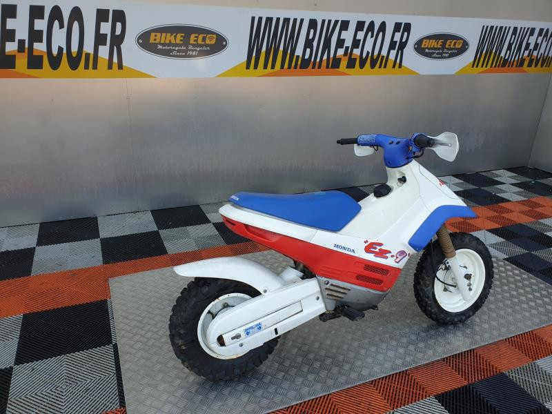 Honda ez 9