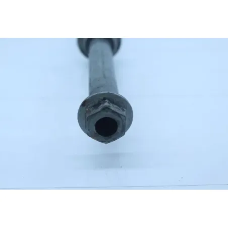 Axe de roue arriere HONDA NTV 700 DEAUVILLE 2006 - 2016