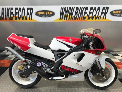 YAMAHA TZR 250 R 3 XV