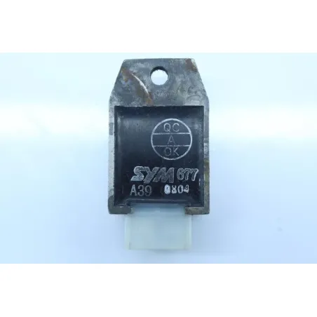 Regulateur charge batterie SYM MIO 50 2008 - 2017