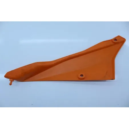 Demi flanc selle gauche DERBI SENDA DRD 50 XTREME 2010 - 2017
