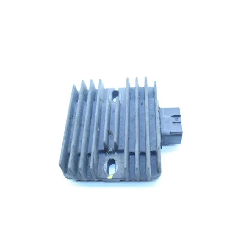 Regulateur charge batterie MV AGUSTA BRUTALE 800 2013 - 2015