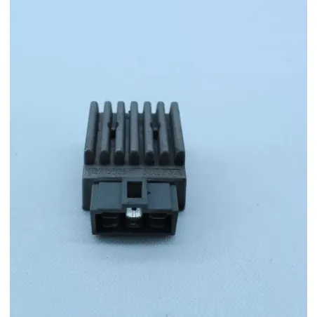 Regulateur charge batterie APRILIA SX 50 2006 - 2010