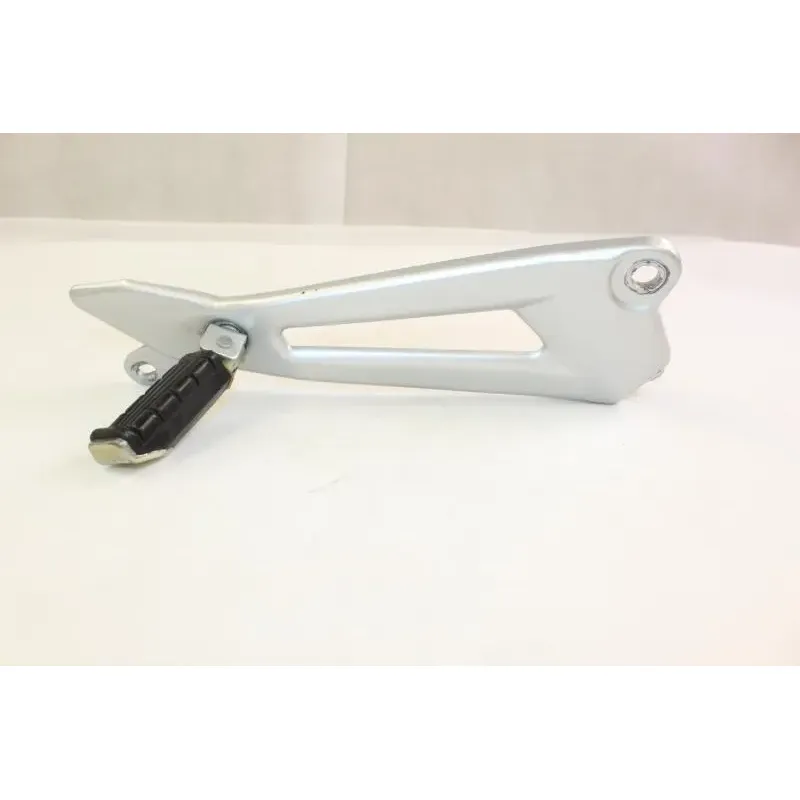 Platine arriere droite YAMAHA YBR 125 2005 - 2006