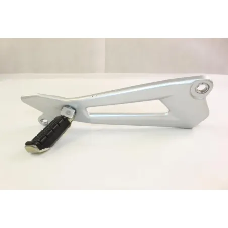 Platine arriere droite YAMAHA YBR 125 2005 - 2006