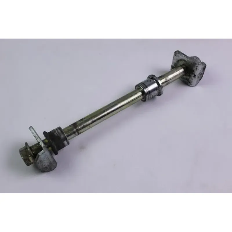 Axe de roue arriere HYOSUNG GT 650 COMET 2004 - 2006