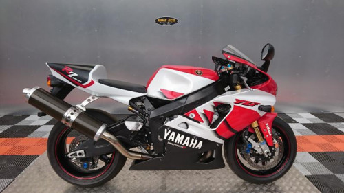 YAMAHA YZF-R7