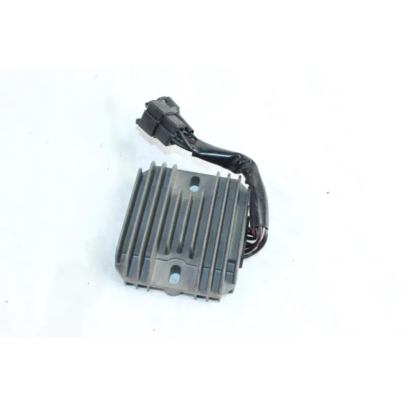 Regulateur charge batterie SUZUKI SV 650 N 2003 - 2007