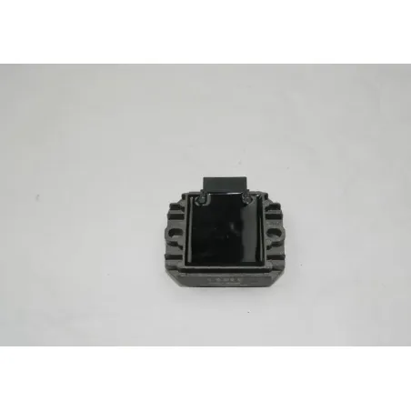 Regulateur charge batterie PIAGGIO VESPA LX 125 2005 - 2009