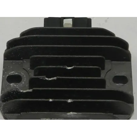 Regulateur charge batterie PIAGGIO VESPA LX 125 2005 - 2009