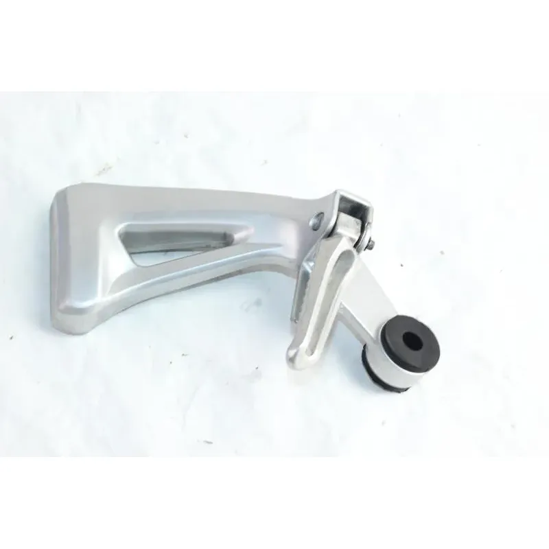 Platine arriere droite SUZUKI SV 650 S 1998 - 2002