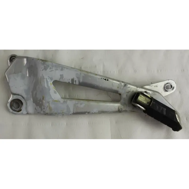 Platine arriere droite YAMAHA YBR 125 2010 - 2012