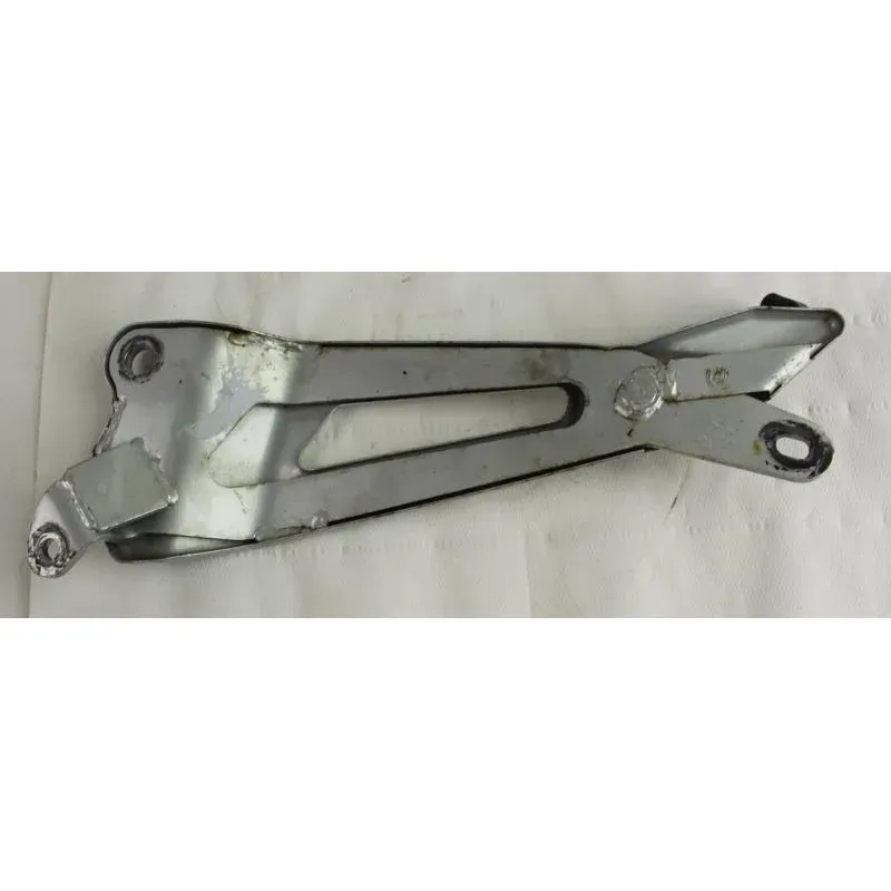 Platine arriere droite YAMAHA YBR 125 2010 - 2012